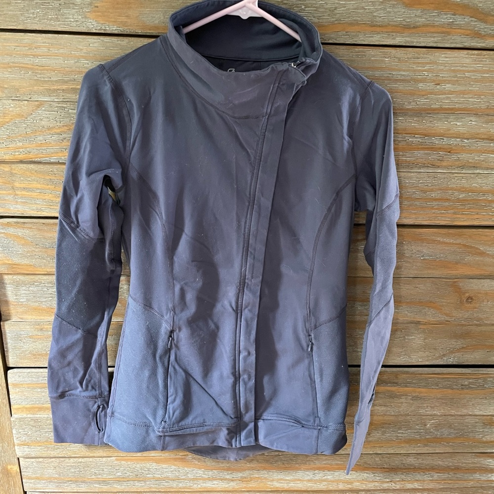 GapFit workout sweatshirt